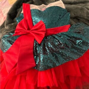 Toddler Girls Formal Holiday Pageant Dress Christmas Elegant Green and Red 5T